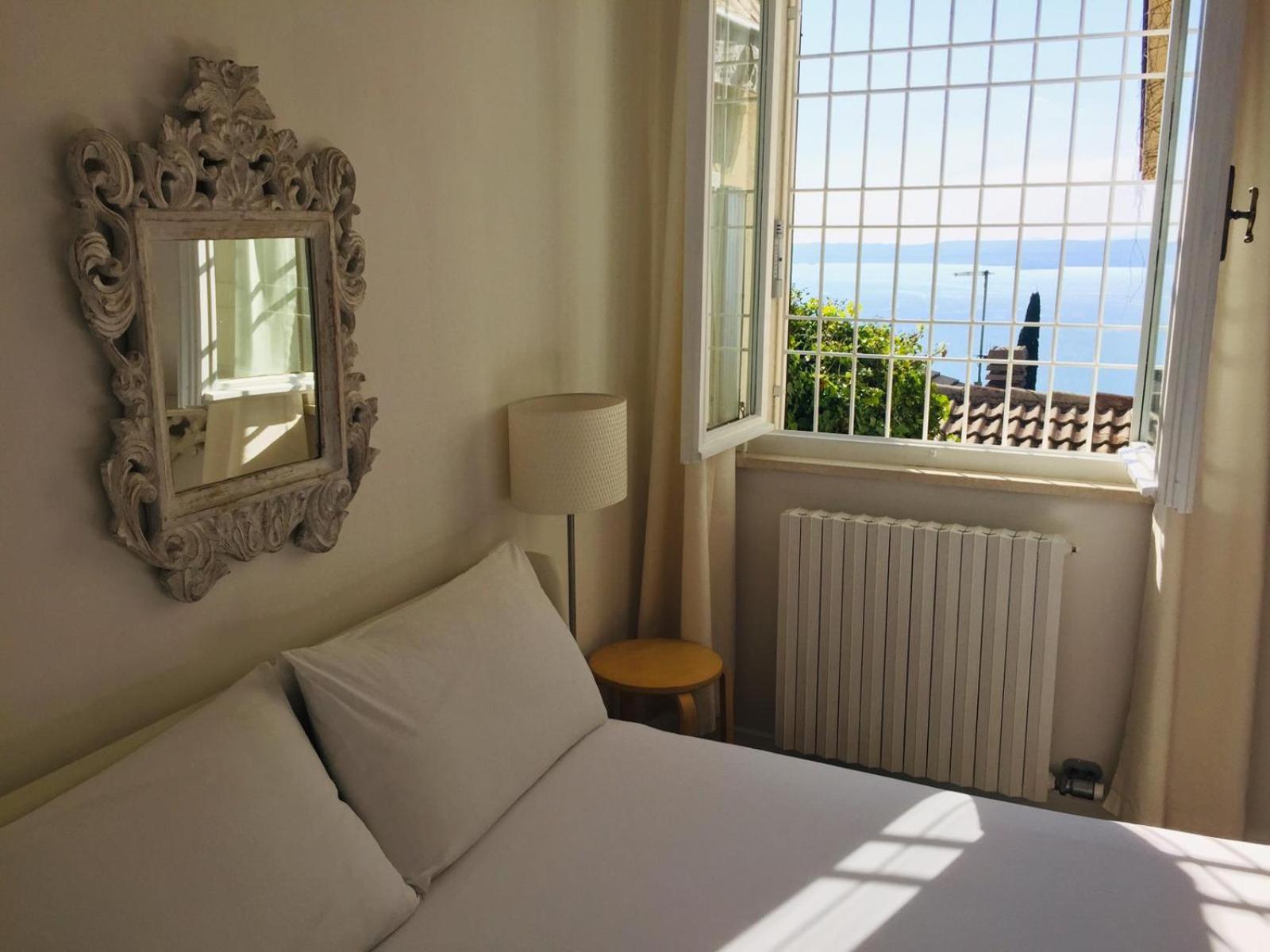 Casa Vacanze Mazurine10 Торри-дель-Бенако Экстерьер фото